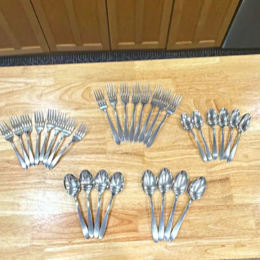 Oneida All-American Stainless Satin Flatware Set 30 pieces
